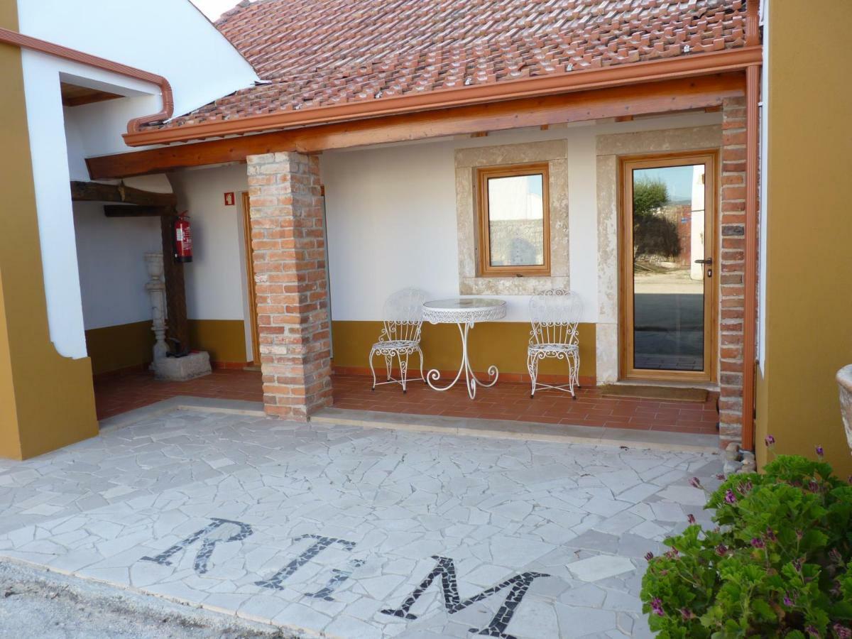 Refugio Da Ti Maria Villa Batalha Exteriör bild
